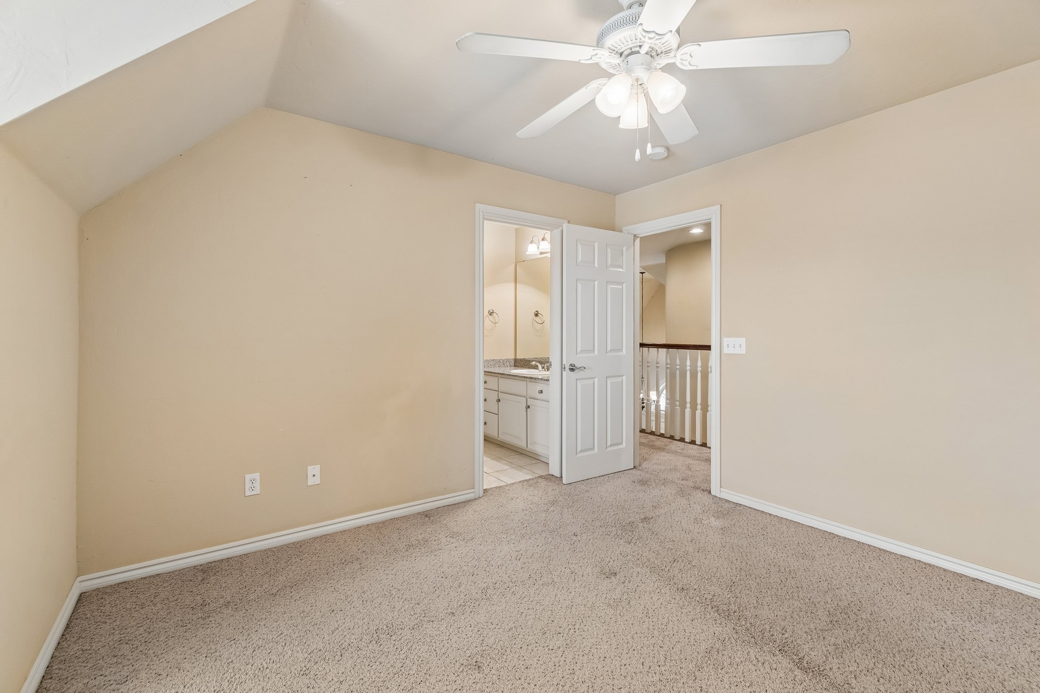 8324 NW 128th Cir_073.jpg