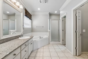 8324 NW 128th Cir_046.jpg