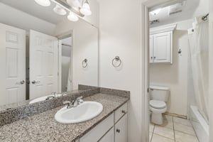 8324 NW 128th Cir_049.jpg