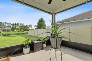 Screened-in Porch