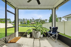 Screened-in Porch