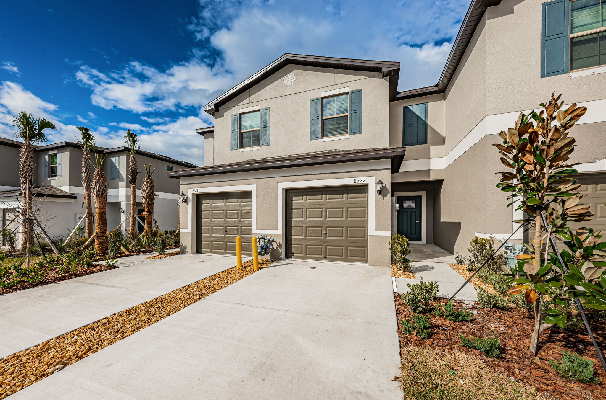 Front Exterior25