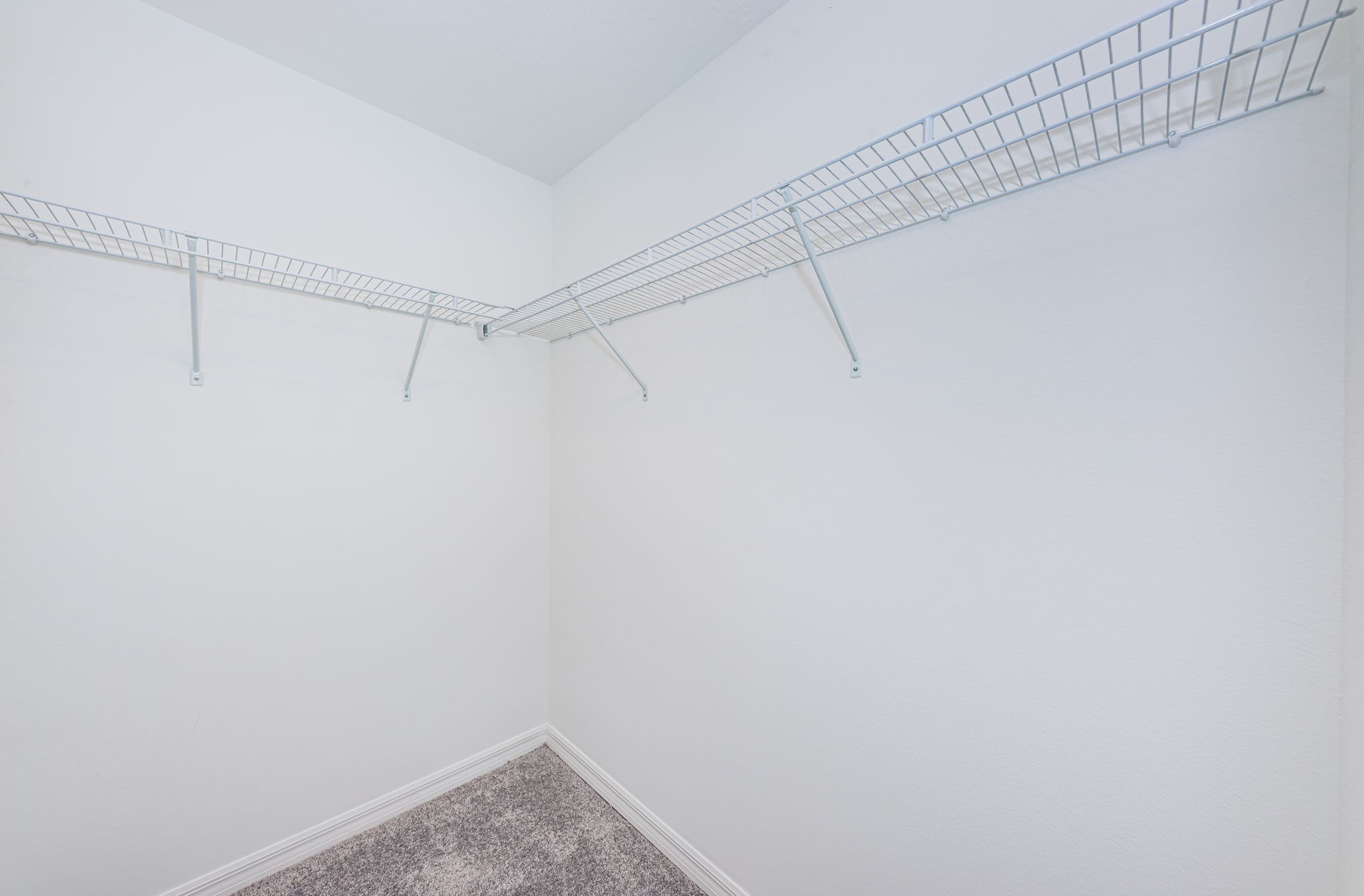 Upper Level Guest Bedroom Walk-in Clset