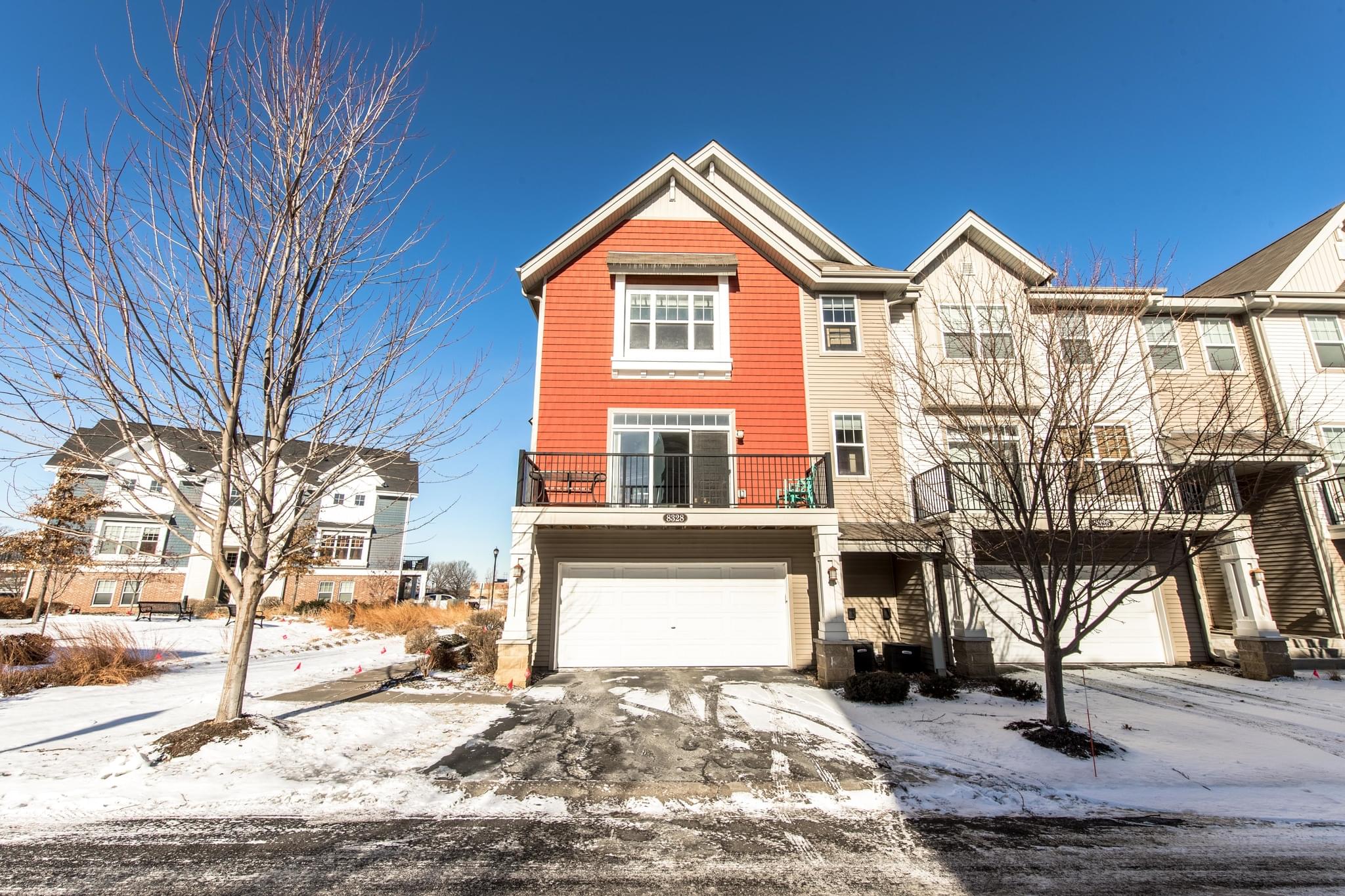 8328 Emery Pkwy N, Champlin, MN 55316 Mint Real Estate Photography