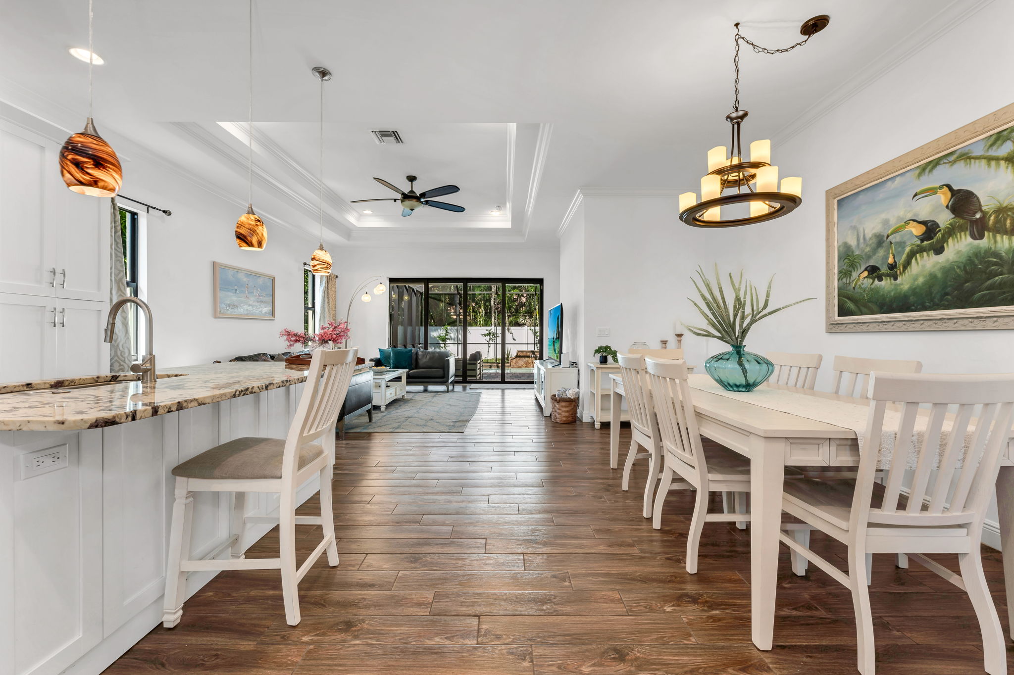 Breakfast Bar - Dining