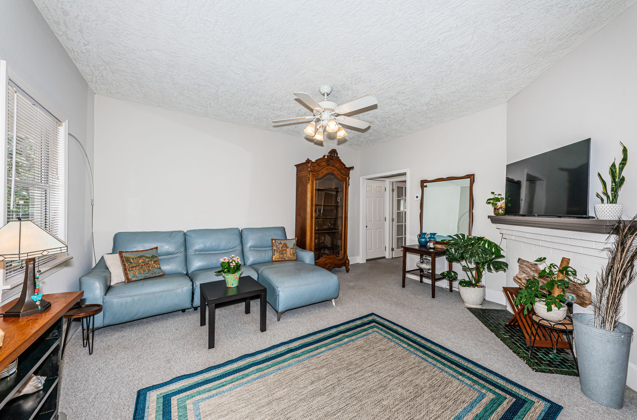 Living Room 1-2