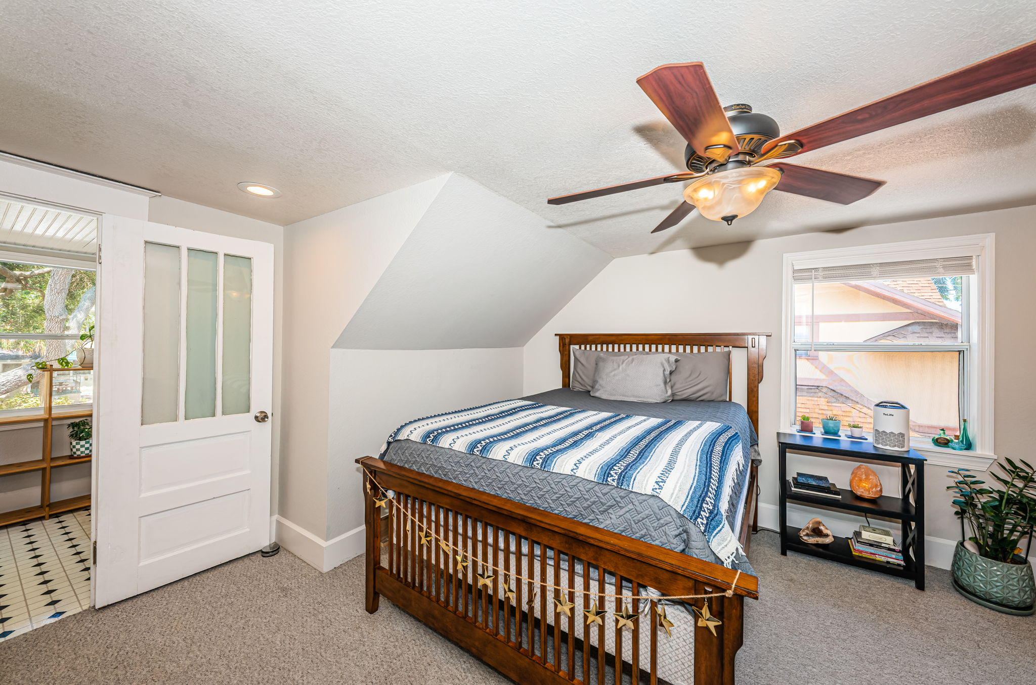 Primary Bedroom 1b-2