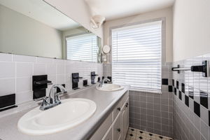 Primary Bathroom 1a