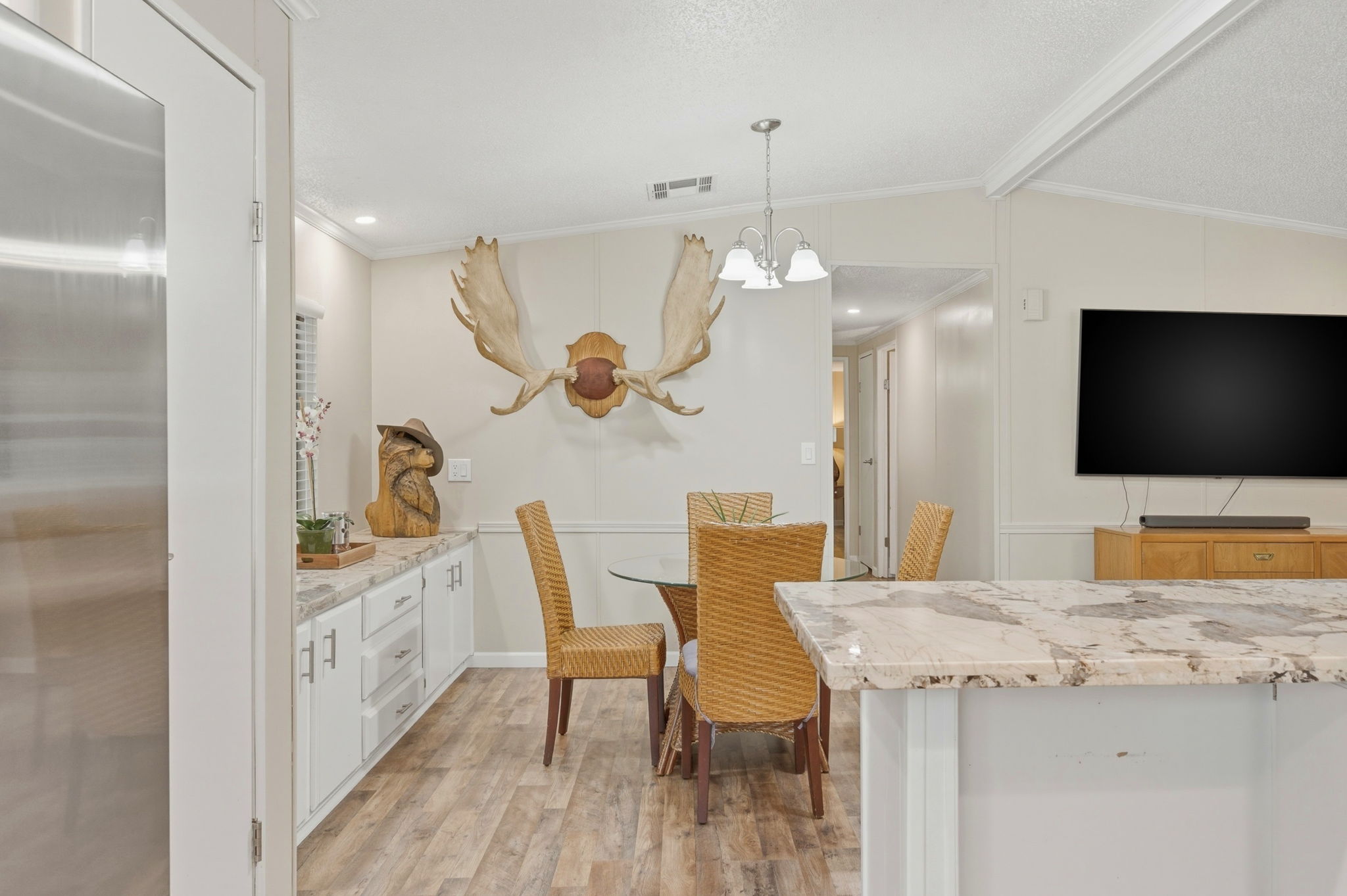 Kitchen to Dining Room (2)