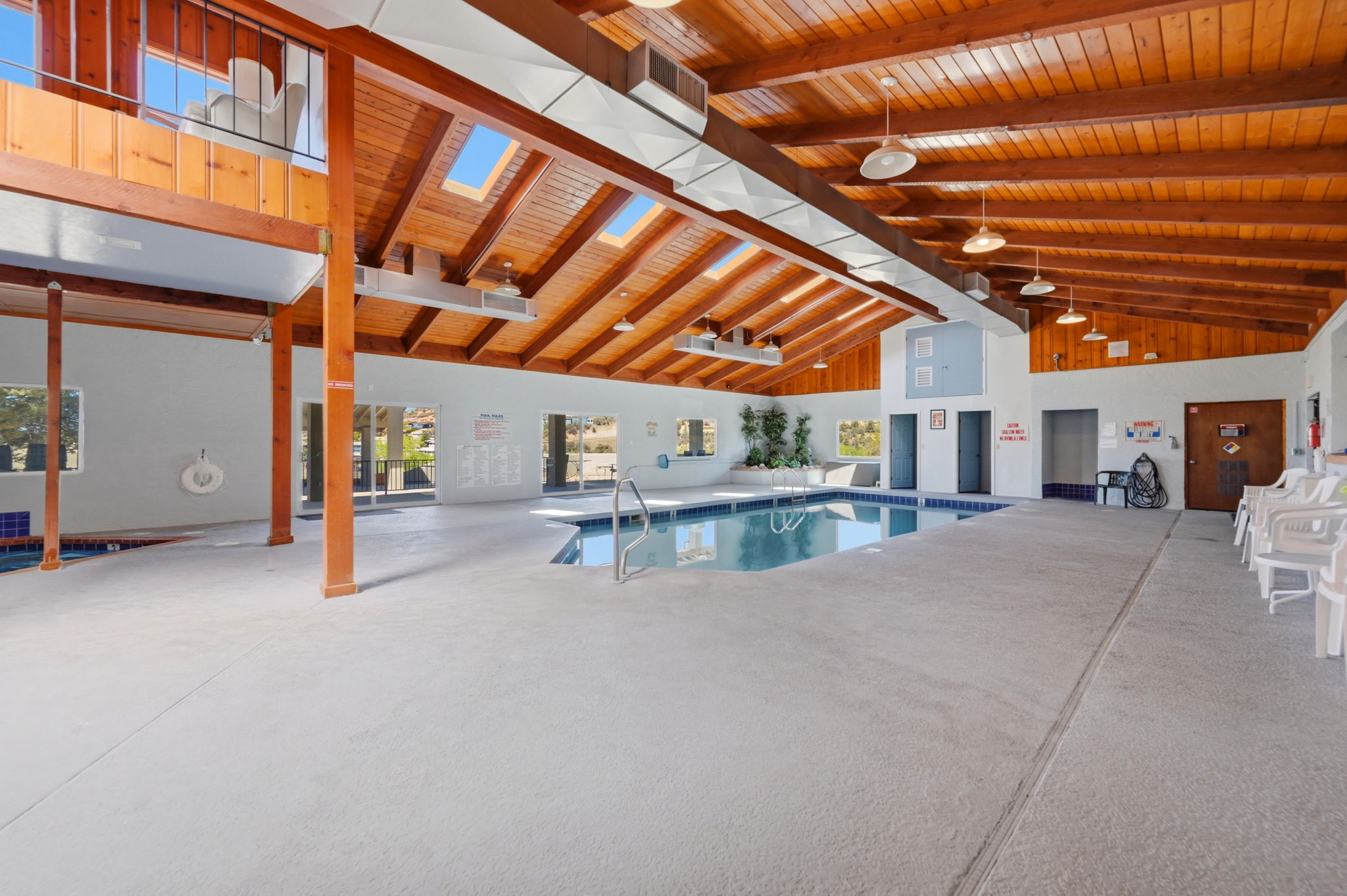 PoolandSpa(2)