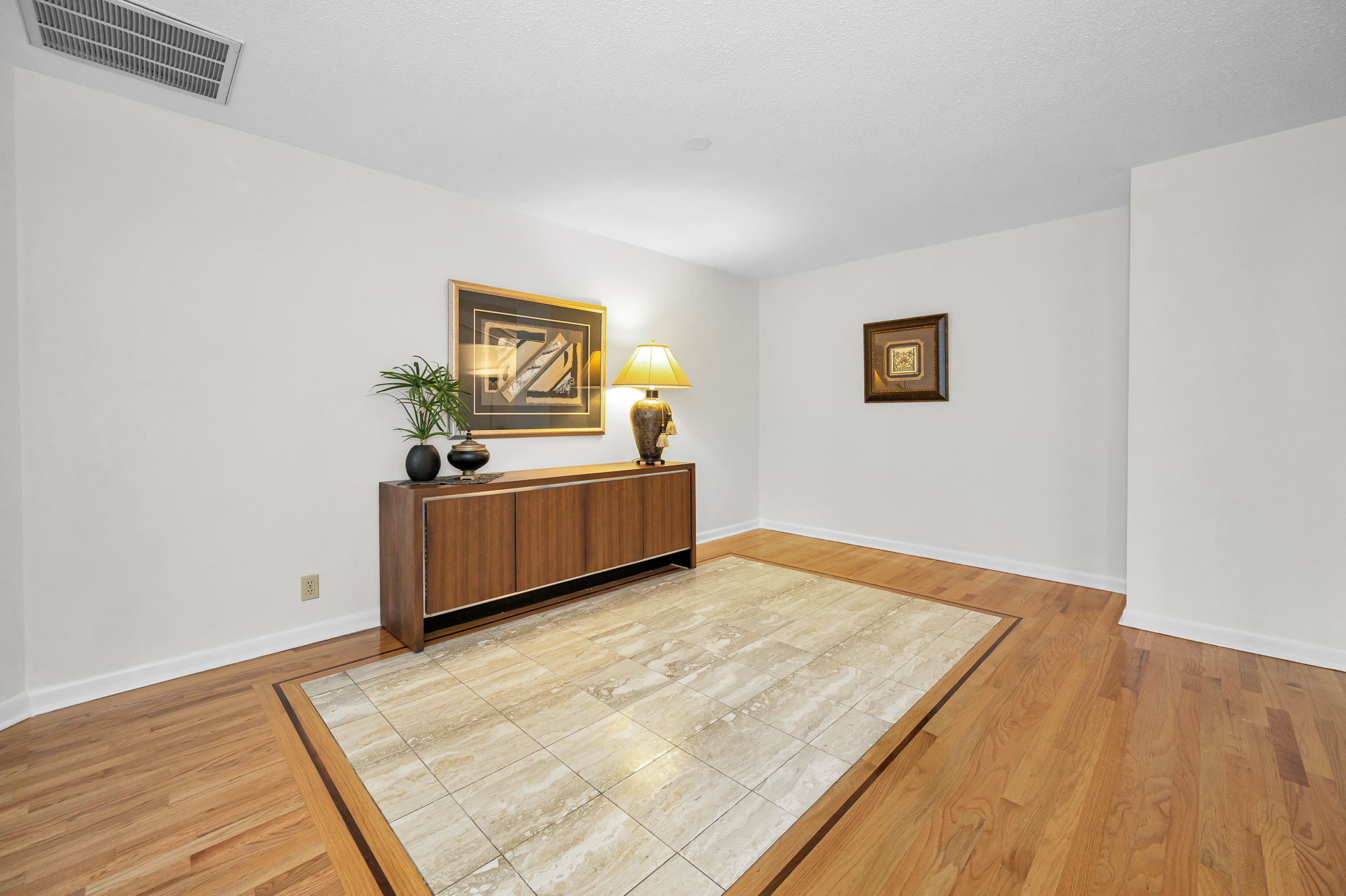 Dining Room2