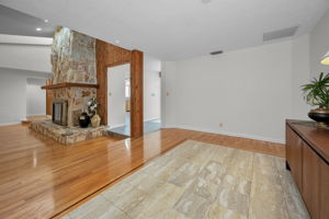 Dining Room4