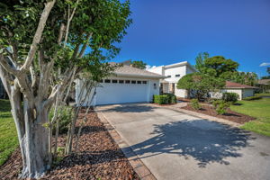 Front Exterior6