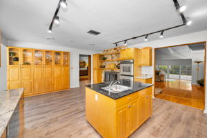 Kitchen10