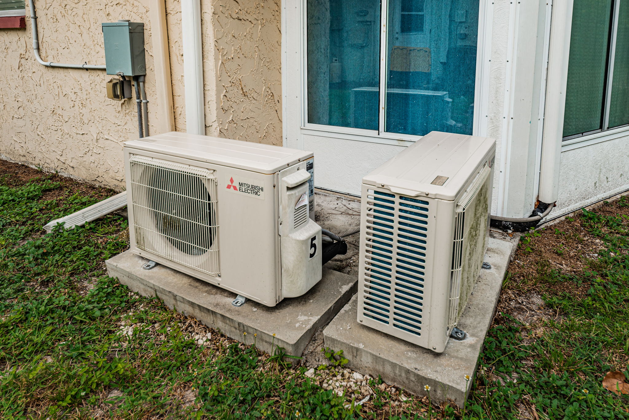 AC2