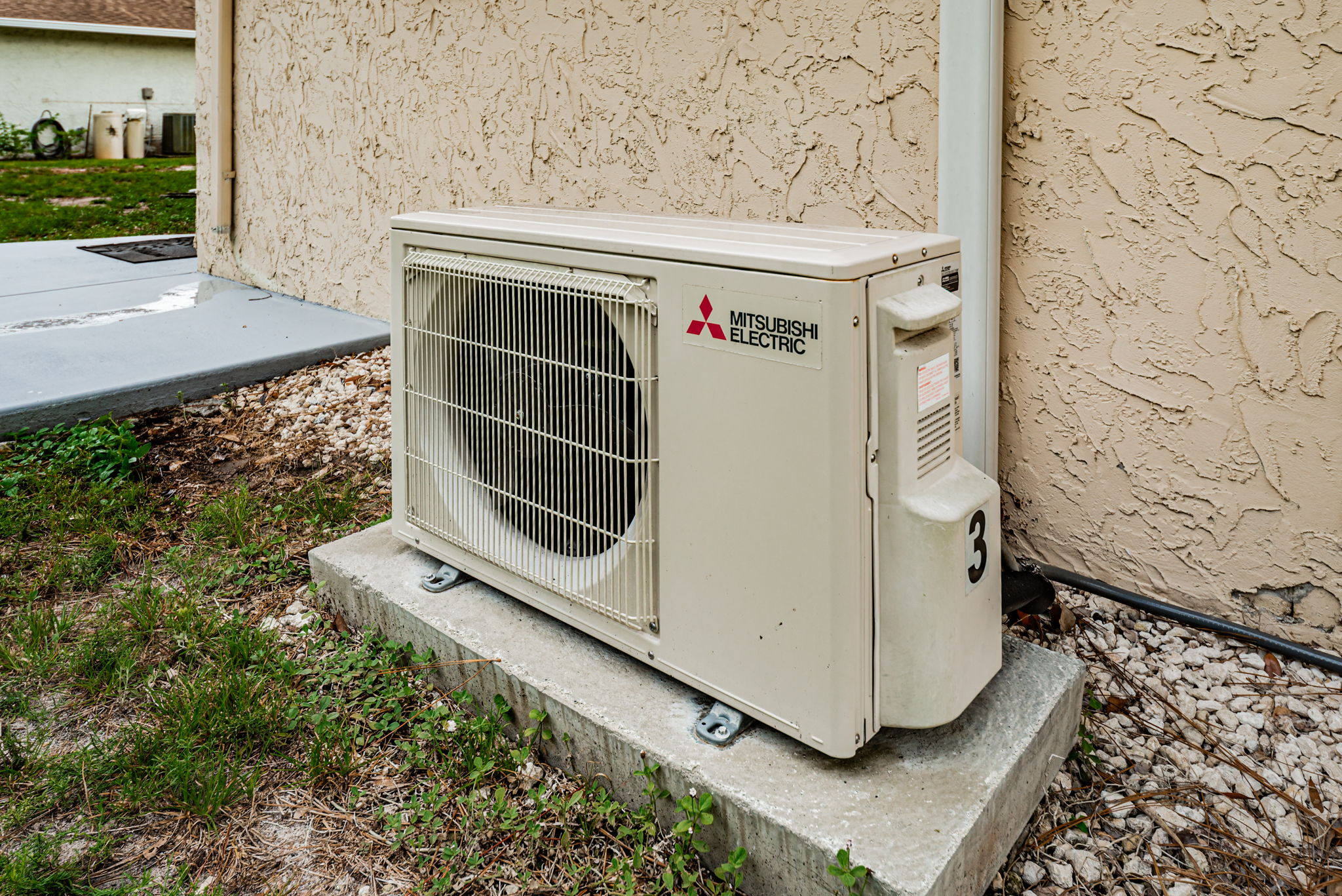 AC1