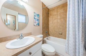 Bathroom2