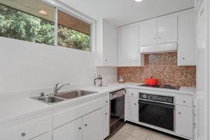 833 Moraga Drive 12-19.jpg