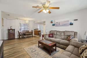 Moulton Dr-0705-007.jpg