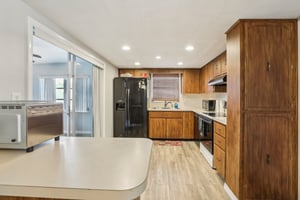 Moulton Dr-0705-010.jpg