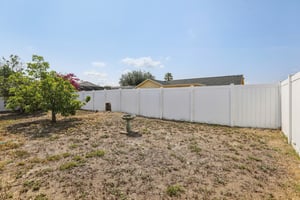 Moulton Dr-0705-024.jpg