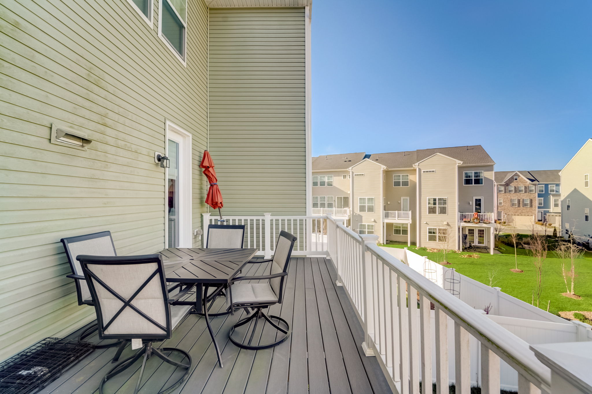 Amber Beacon Cir-031