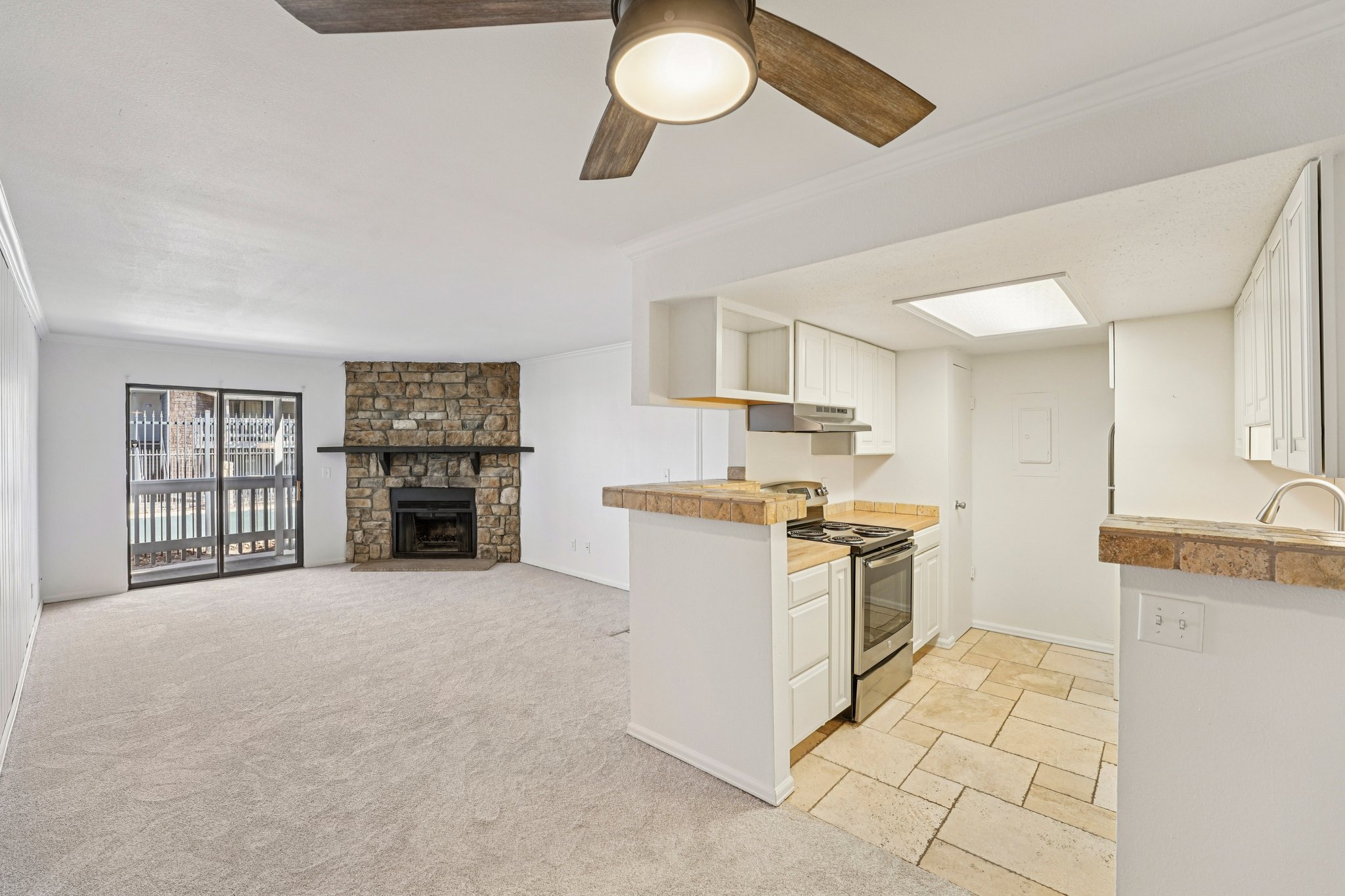 Fairmount Dr-S0503-008.jpg