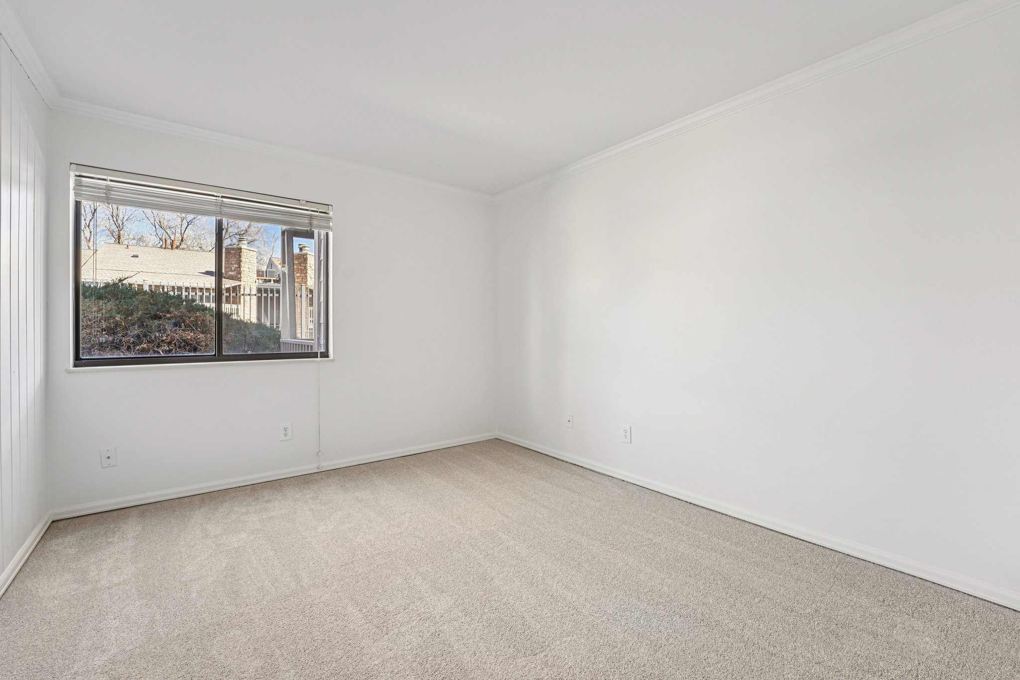 Fairmount Dr-S0503-018.jpg