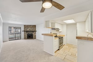 Fairmount Dr-S0503-008.jpg