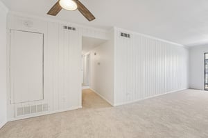 Fairmount Dr-S0503-016.jpg