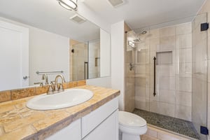 Fairmount Dr-S0503-026.jpg