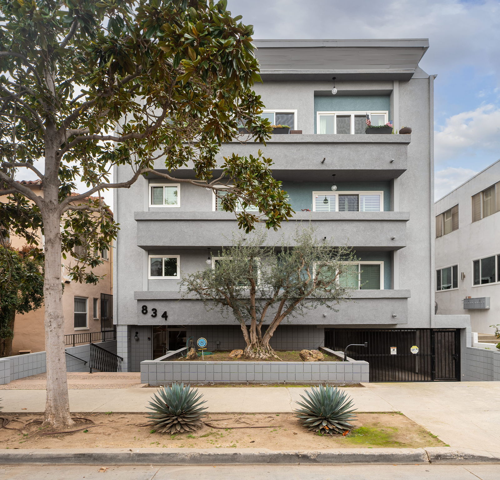 834 6th Street 202-2