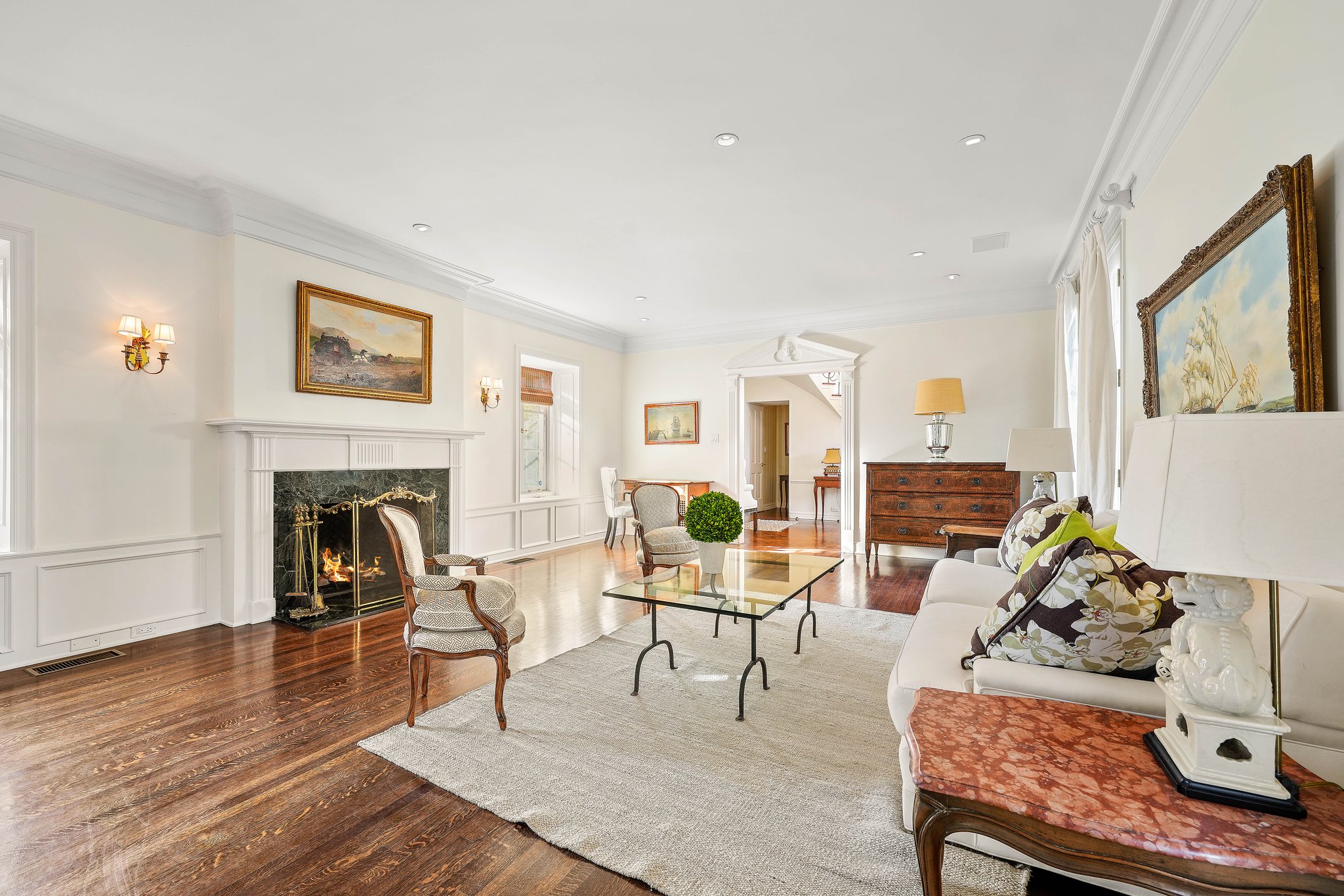 834 Devon Avenue-18.jpg