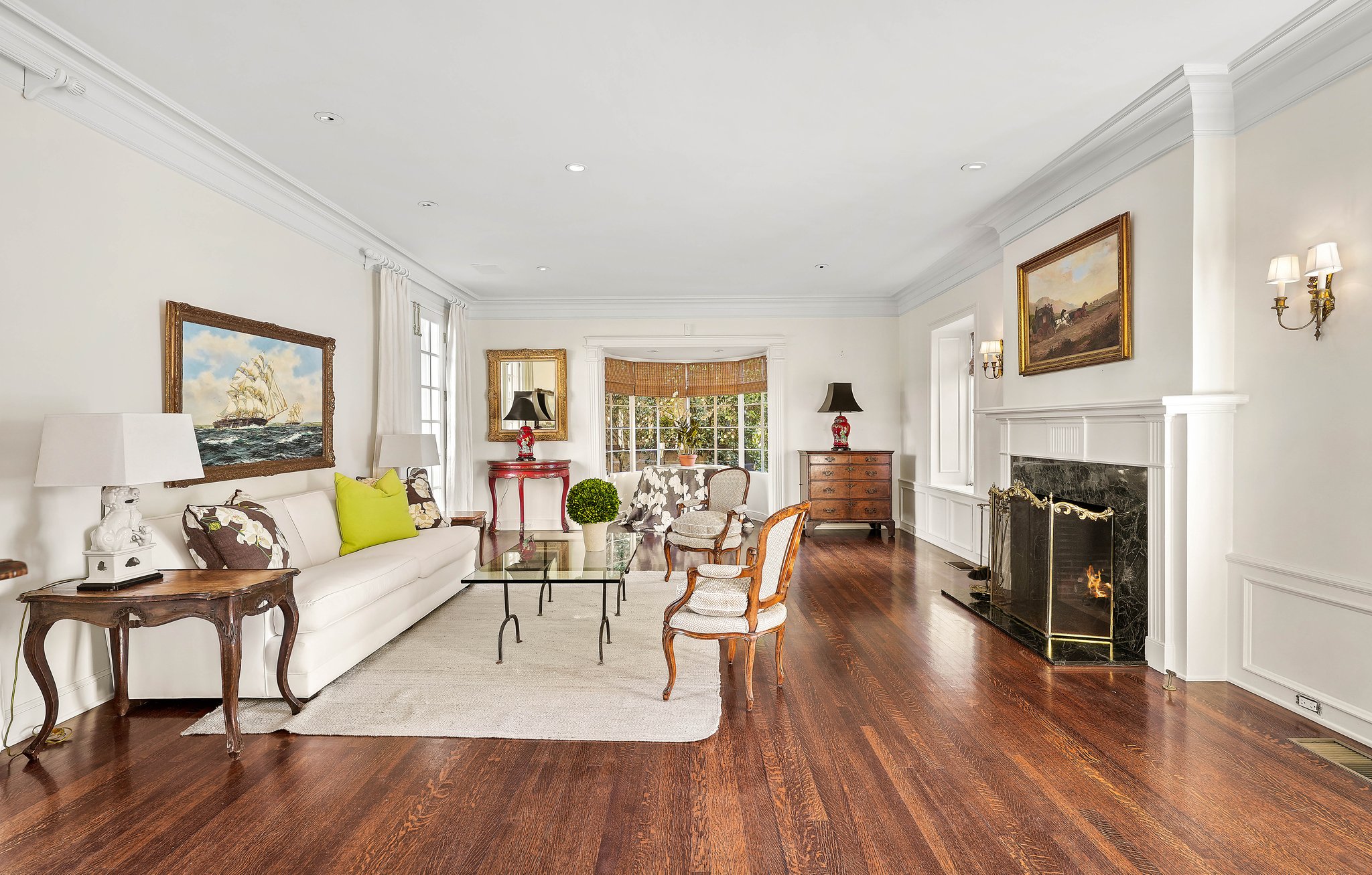 834 Devon Avenue-14.jpg