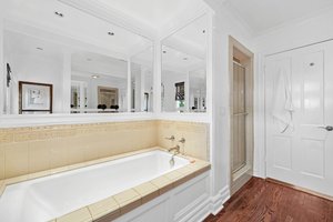 834 Devon Avenue-44.jpg