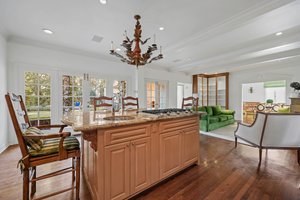 834 Devon Avenue-35.jpg