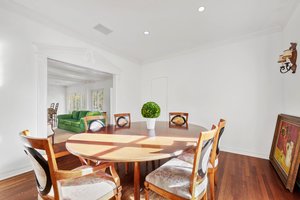 834 Devon Avenue-24.jpg