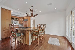 834 Devon Avenue-30.jpg