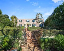 834 Devon Avenue-2.jpg