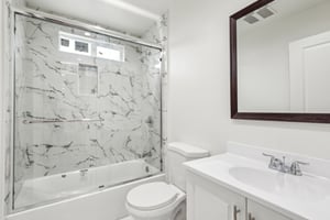 E 90th St-2605-027.jpg