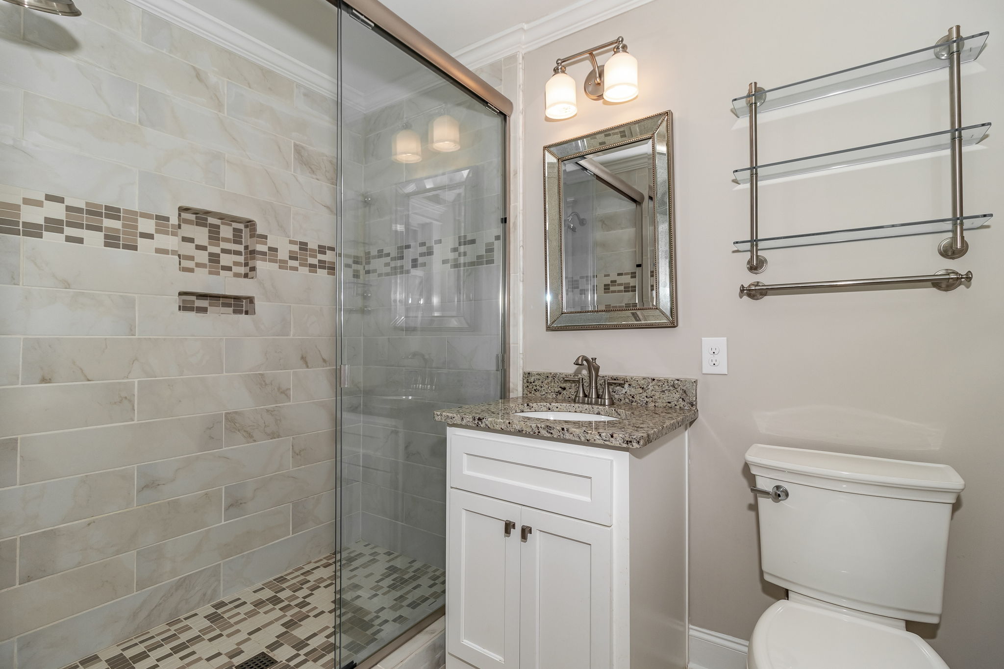 En-Suite Bath  - Bedroom 1