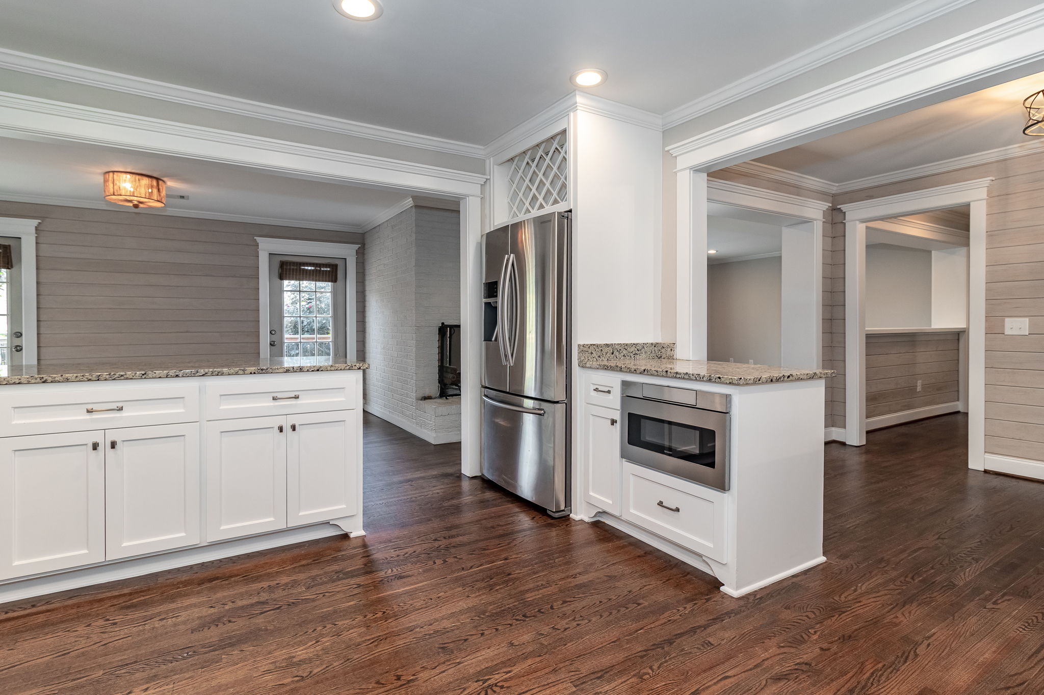 Kitchen/Dining Room/Entryway