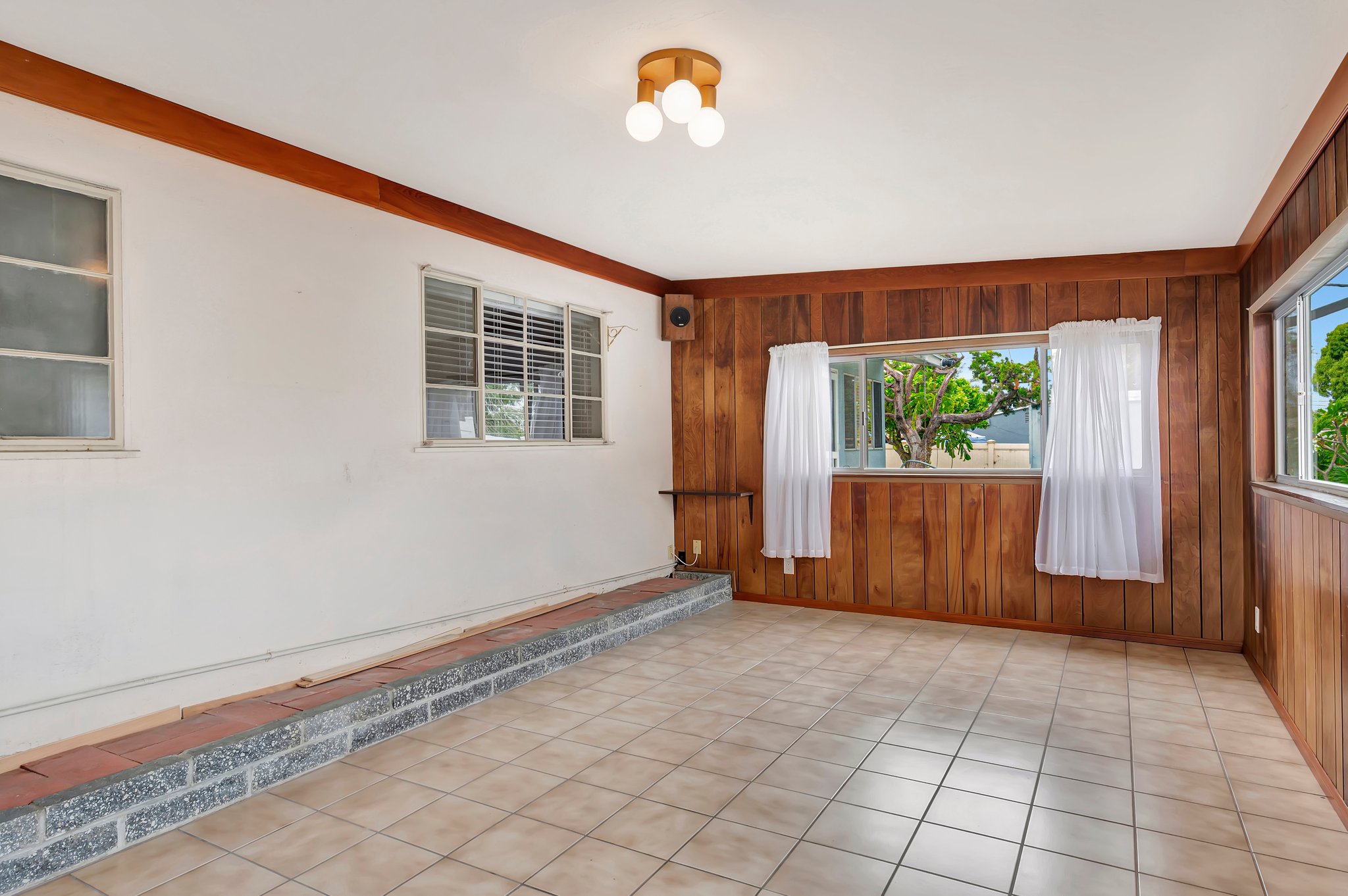 Main Home California Room