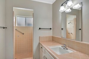 Cottage Bath
