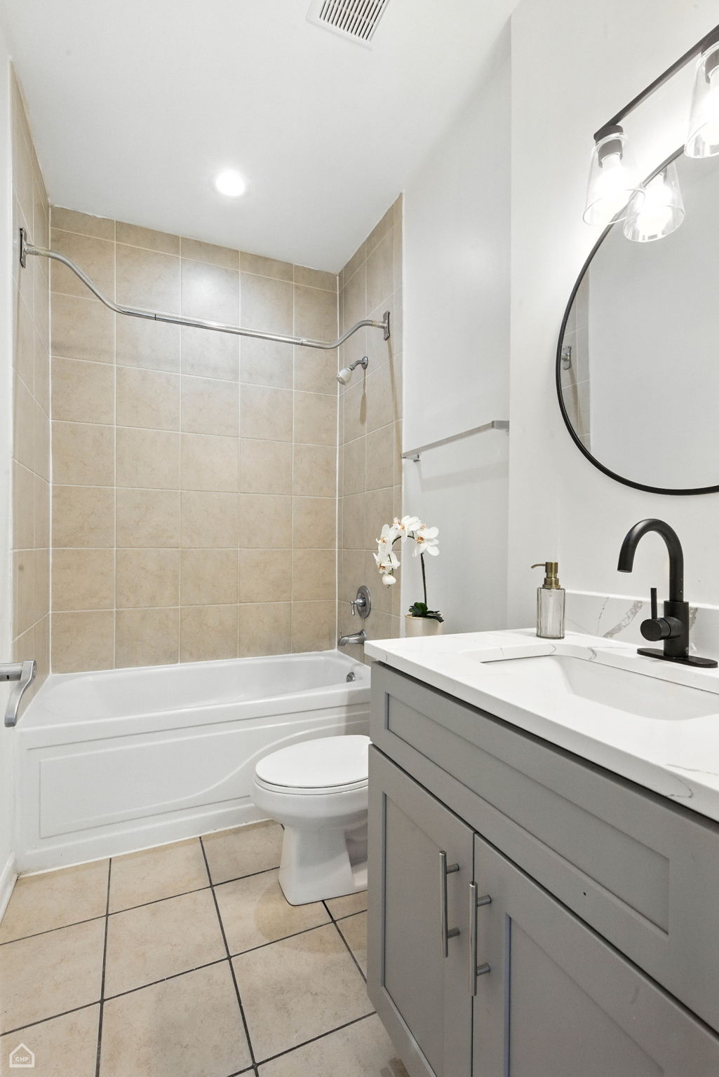 834 W Village Ct_007