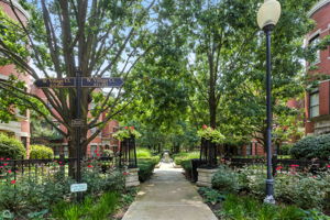 834 W Village Ct_001