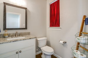  Photo 42