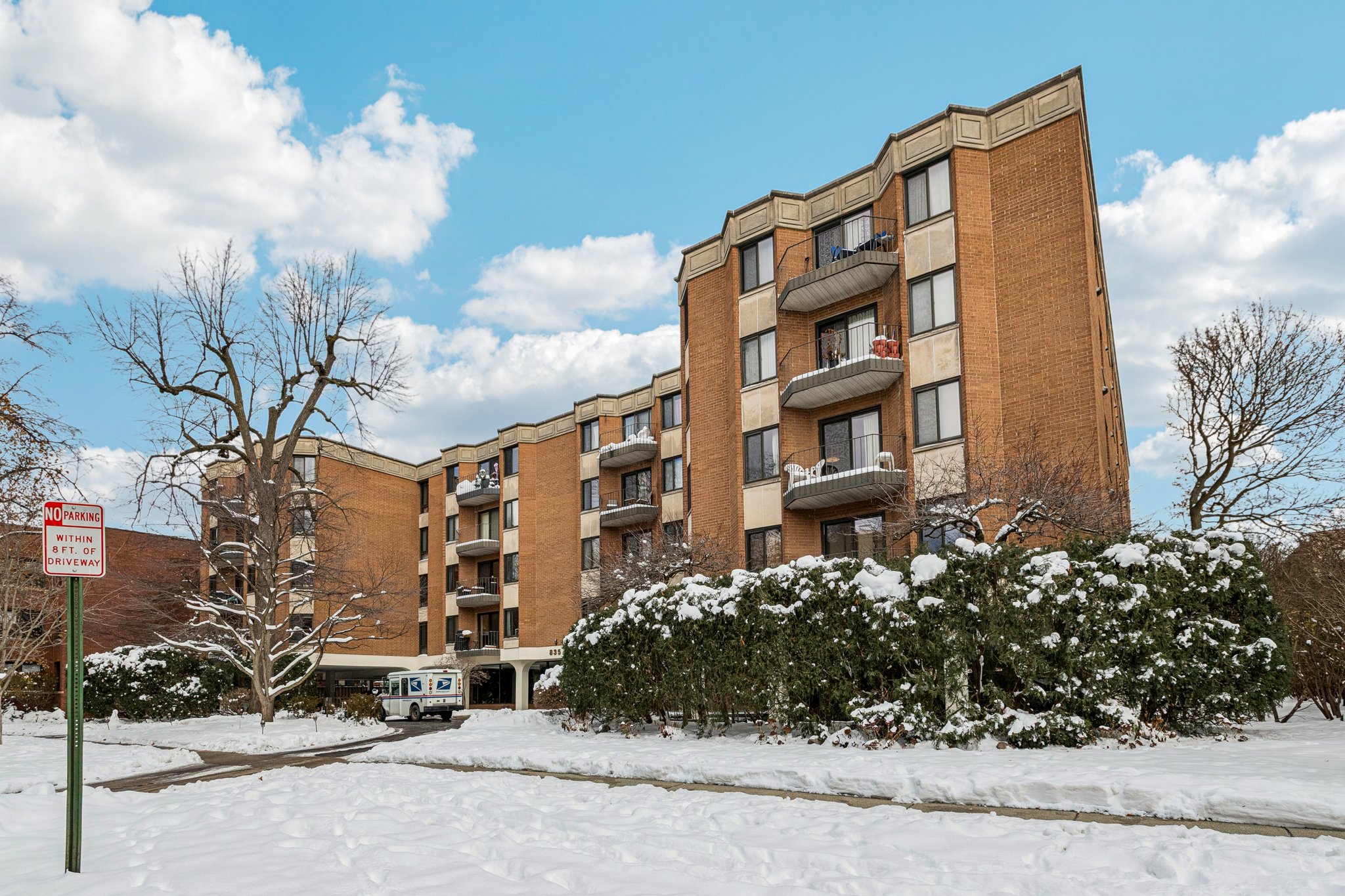 Judson Ave 305-S0512-002.jpg