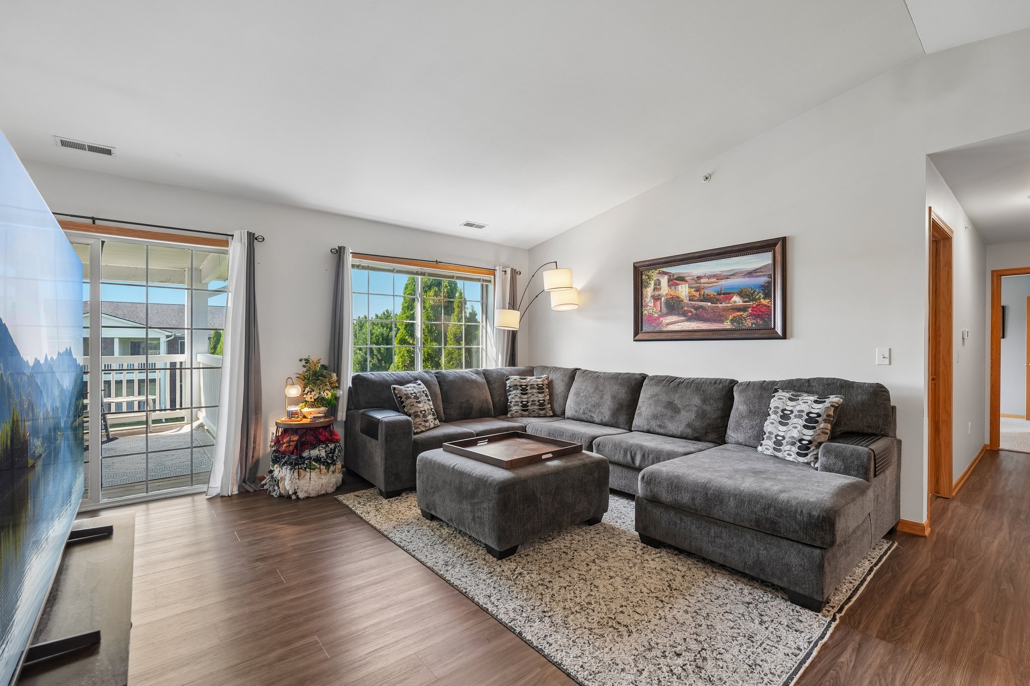 Lannon Terrace 1202-S2608-005.jpg