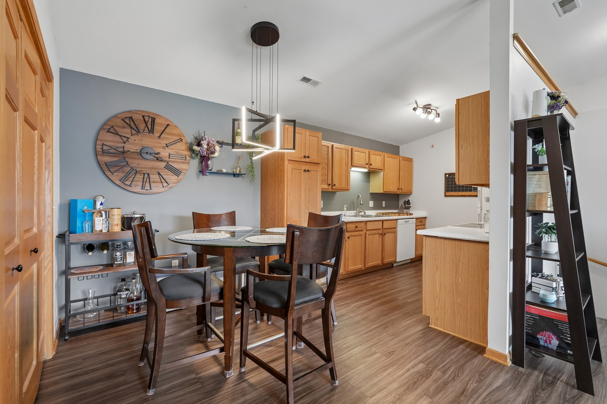 Lannon Terrace 1202-S2608-010.jpg
